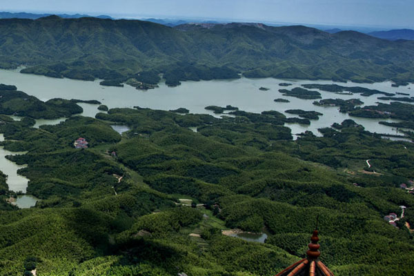 陆水湖一角